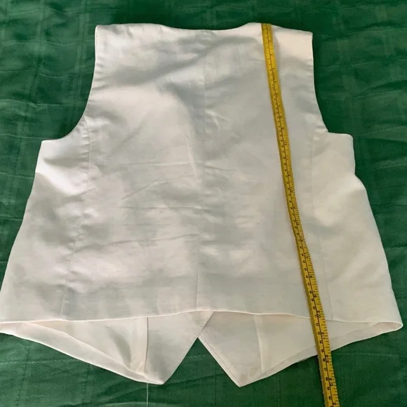 Zara Cream Button-Up Vest - Picture 4 of 4